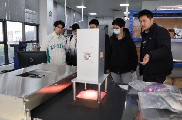 联合证券 东华学生创新，让废旧纺织品获得“新生”